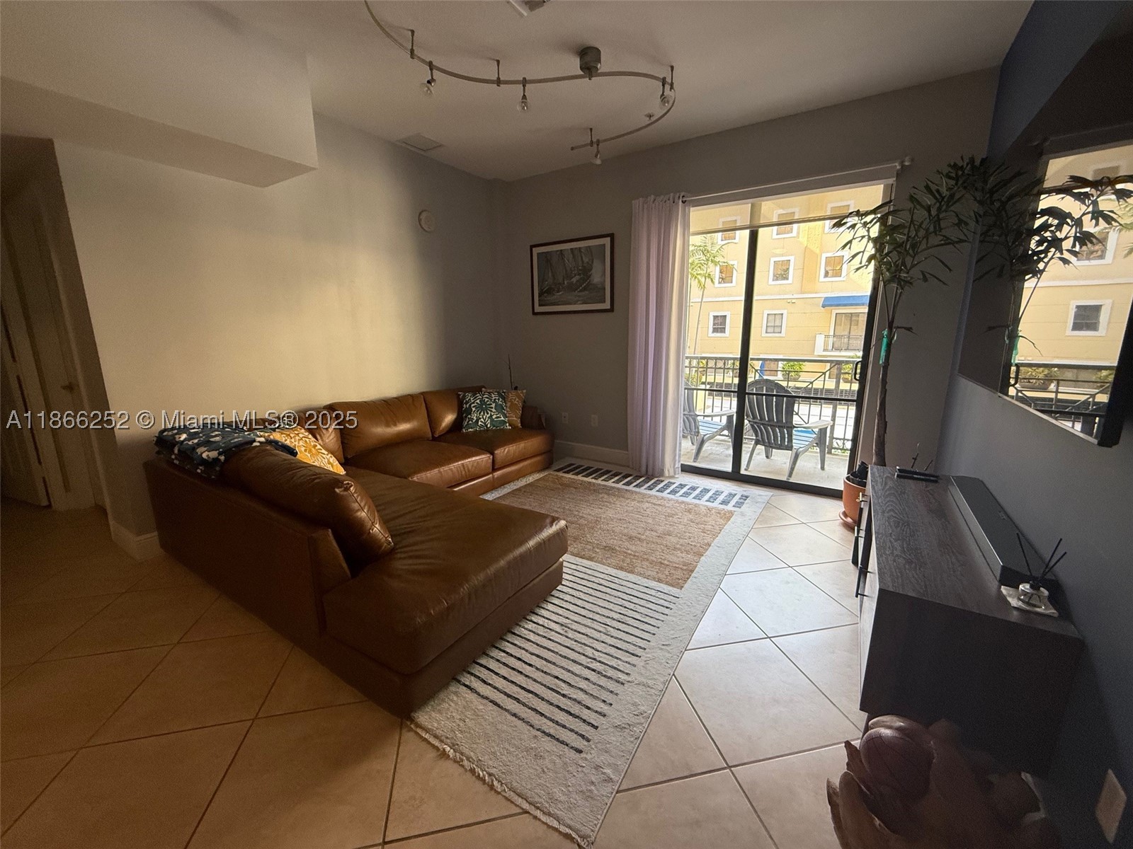 8395 SW 73rd Ave #509, Miami FL 33143
