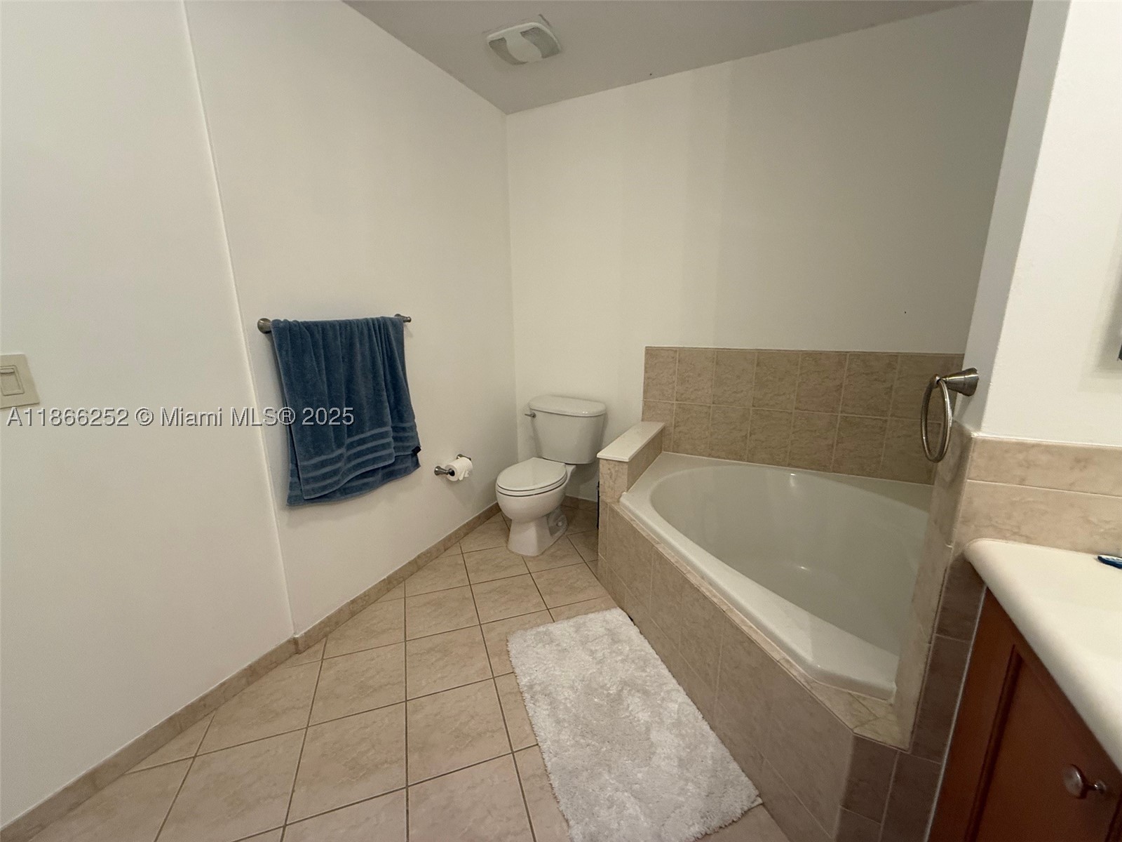 8395 SW 73rd Ave #509, Miami FL 33143