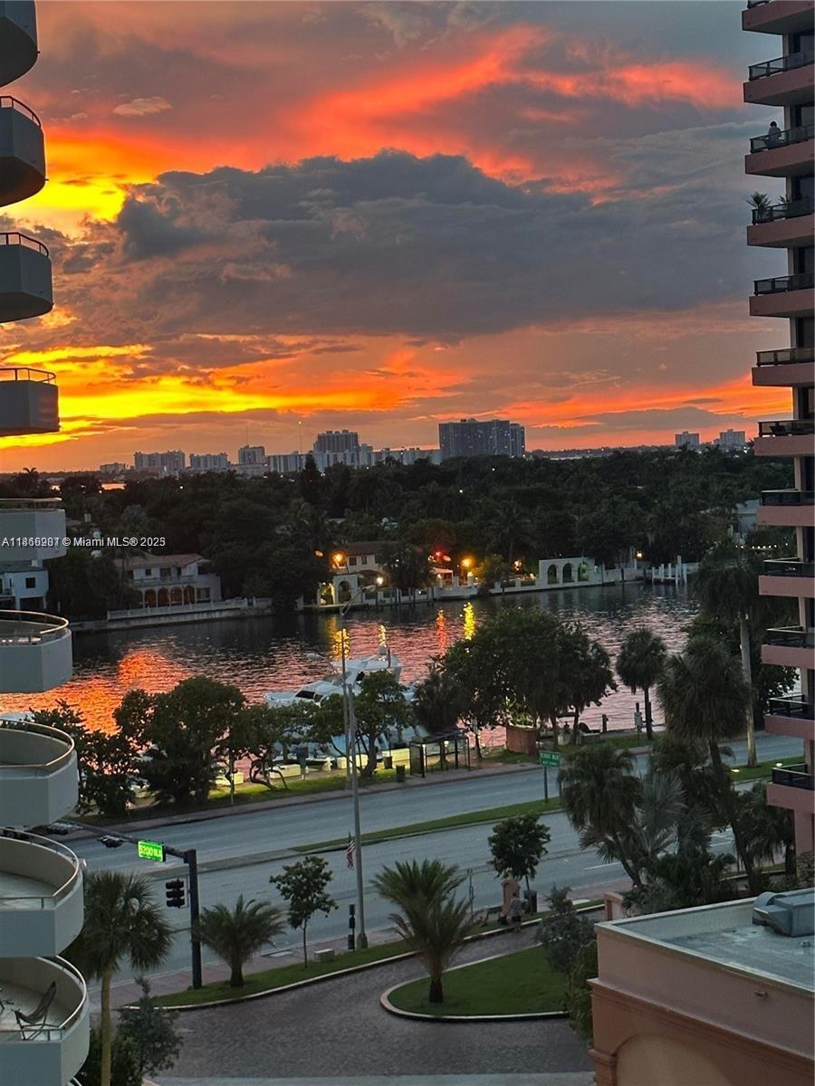 5161 Collins Ave #811, Miami Beach FL 33140
