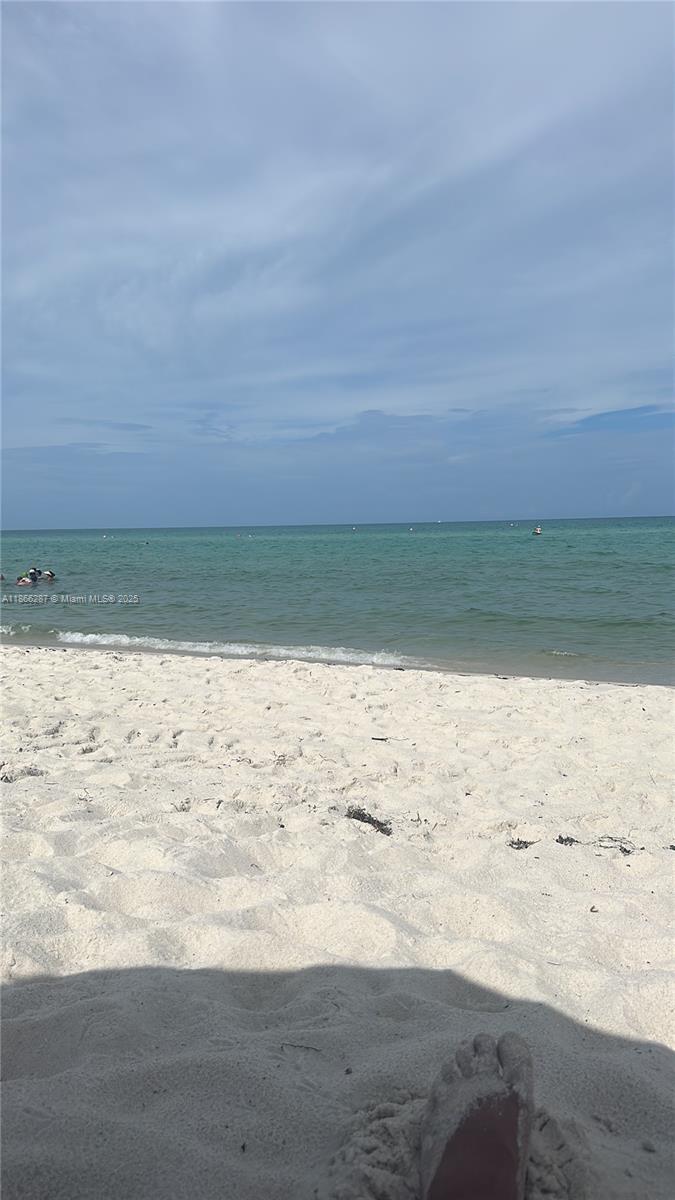 5161 Collins Ave #811, Miami Beach FL 33140