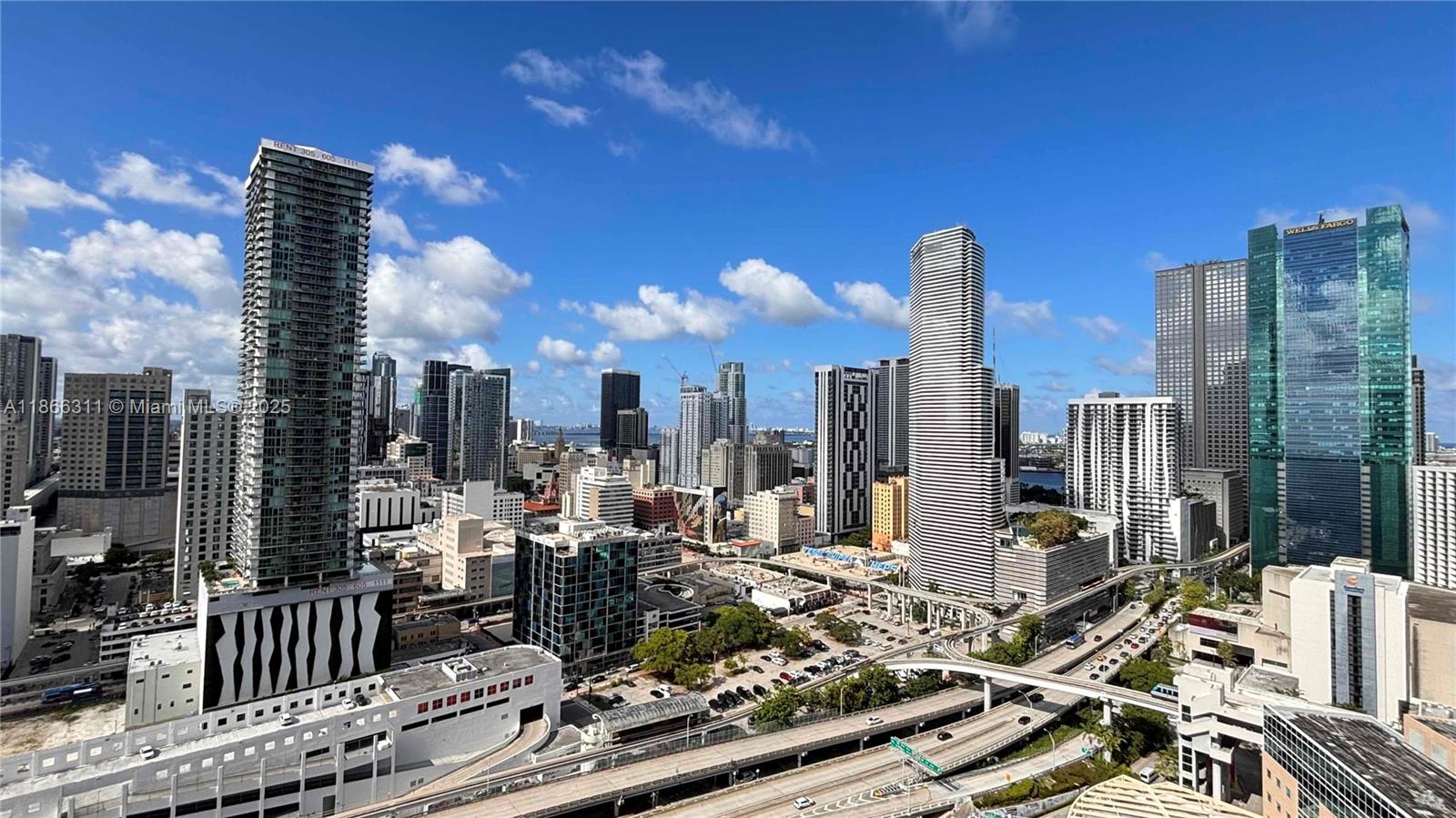 350 S Miami Ave #3013, Miami FL 33130