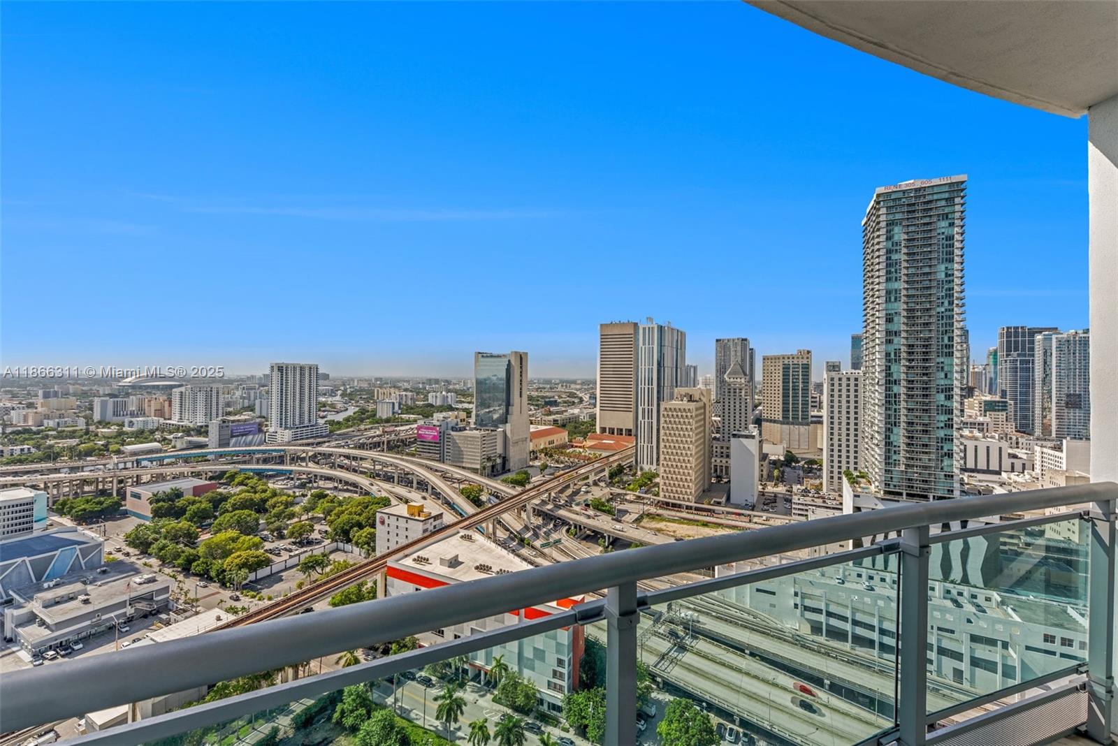 350 S Miami Ave #3013, Miami FL 33130