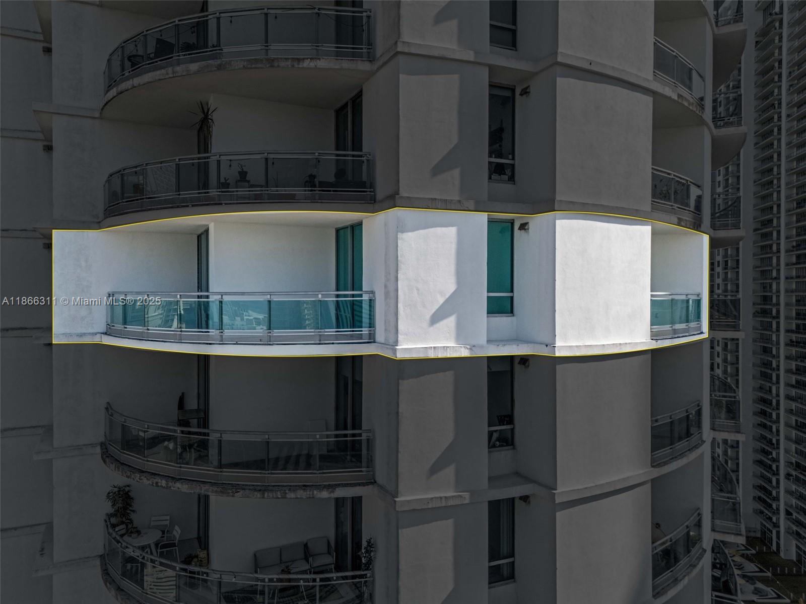 350 S Miami Ave #3013, Miami FL 33130
