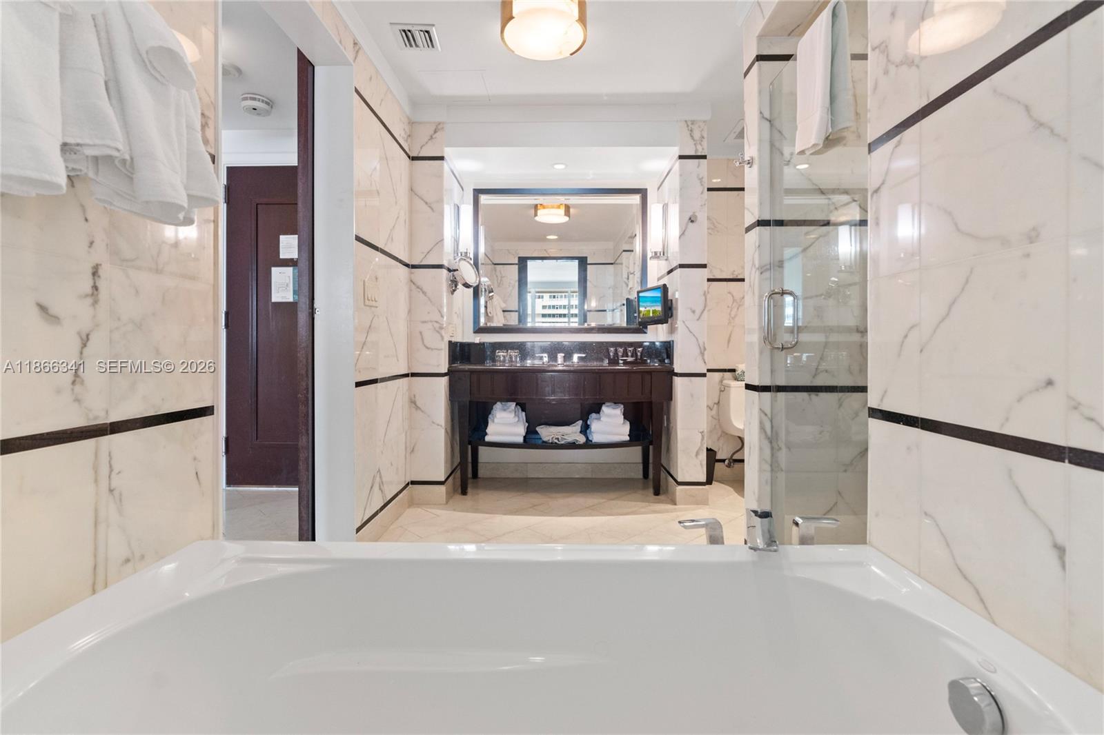 4391 Collins Ave #803, Miami Beach FL 33140