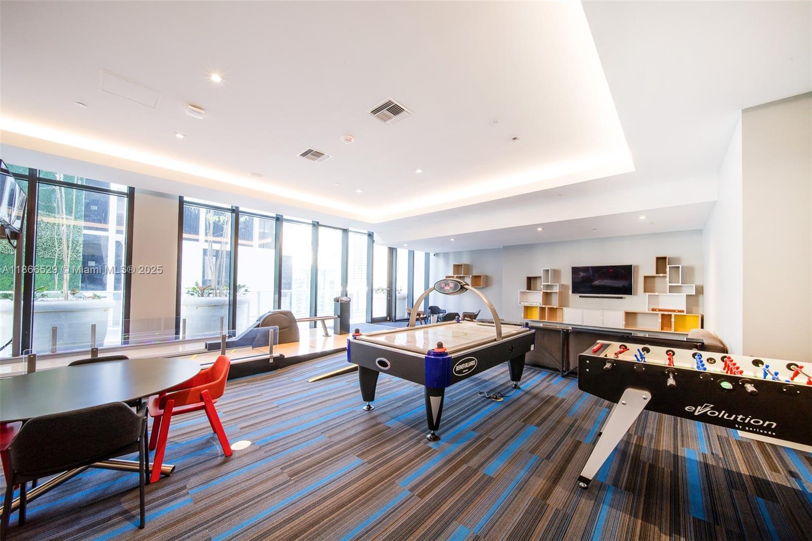 1010 Brickell Ave #1510, Miami FL 33131