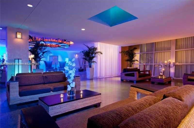 1000 West Ave #PH32, Miami Beach FL 33139