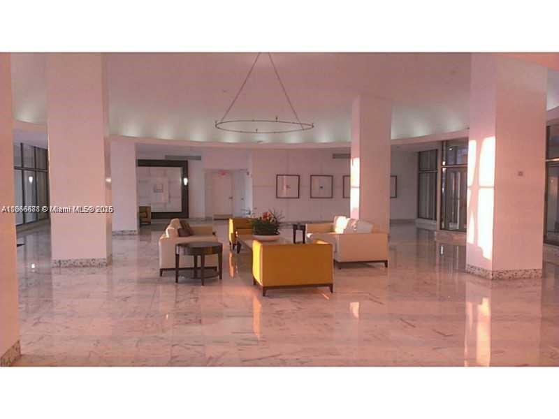 1000 West Ave #PH32, Miami Beach FL 33139