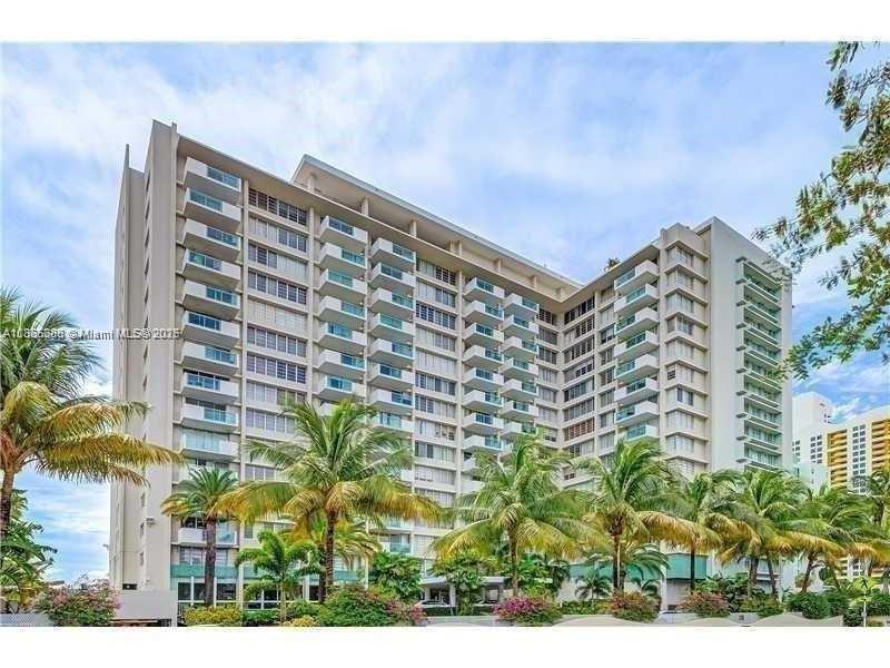 1000 West Ave #PH32, Miami Beach FL 33139
