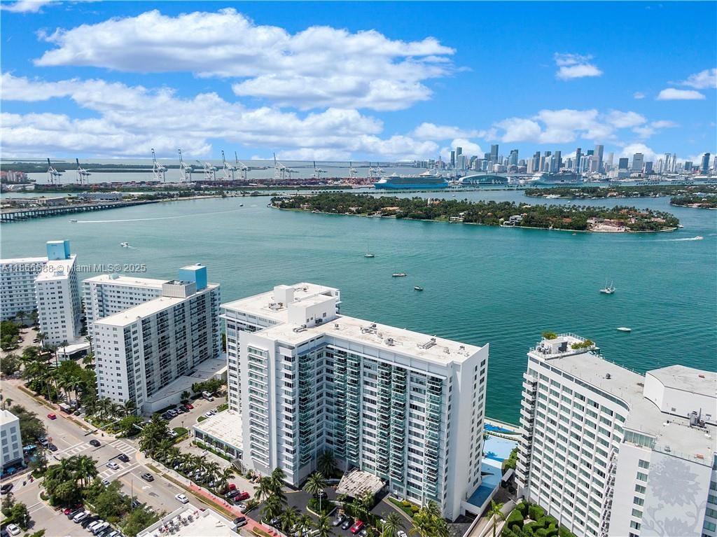 1000 West Ave #PH32, Miami Beach FL 33139