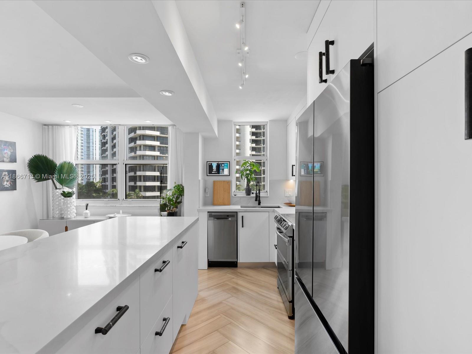770 Claughton Island Dr #701, Miami FL 33131