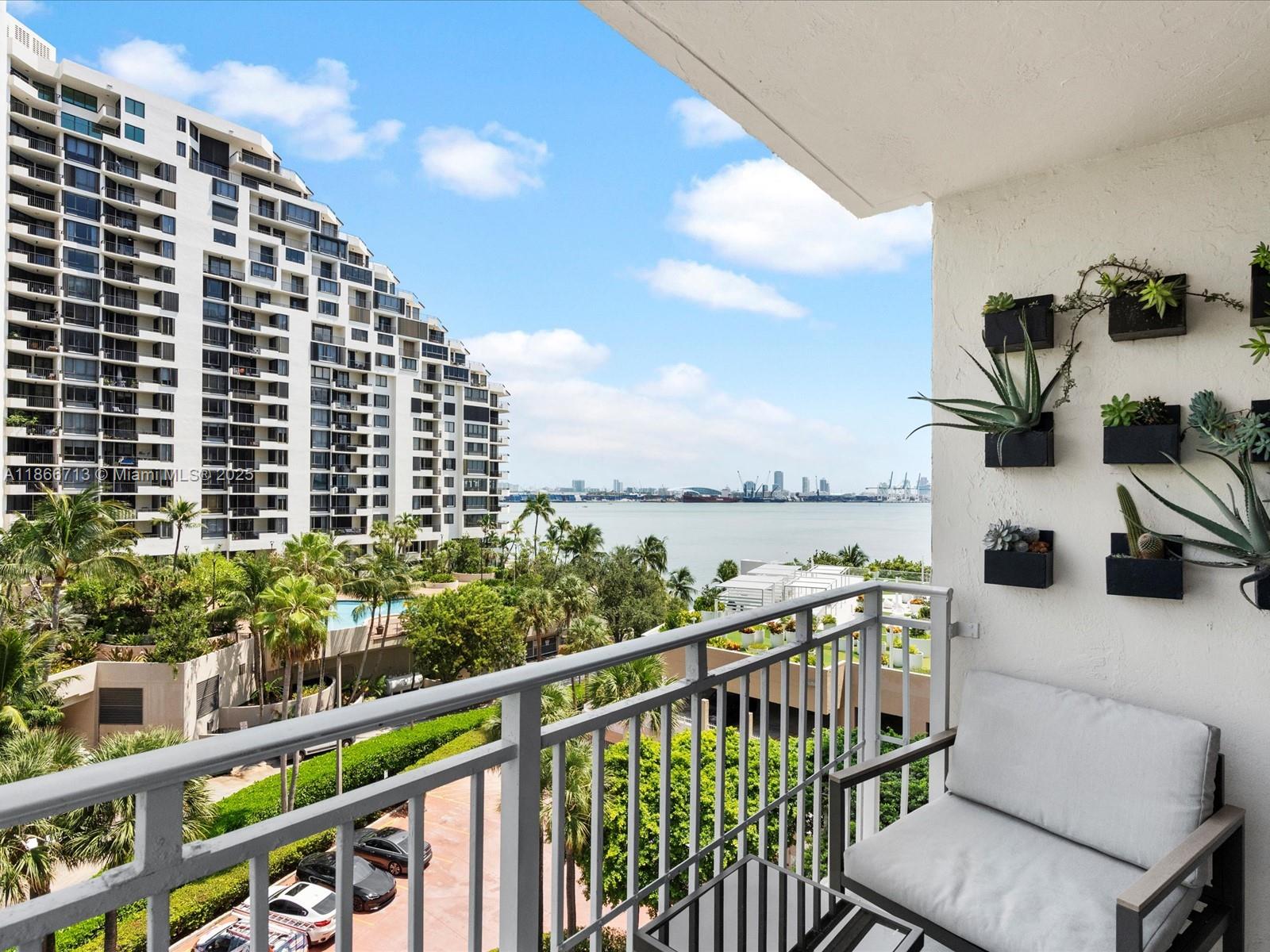 770 Claughton Island Dr #701, Miami FL 33131
