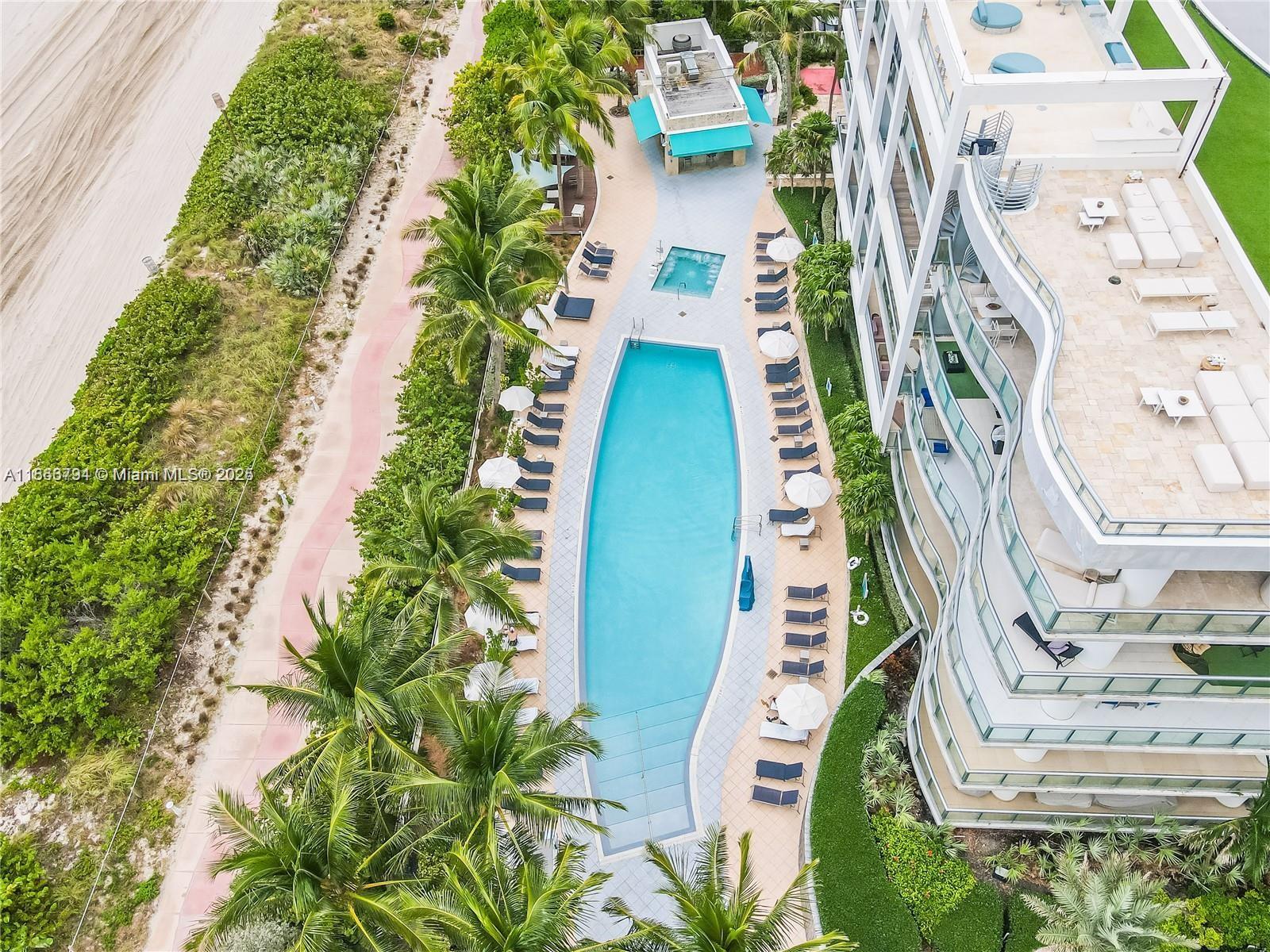 6801 Collins Ave #818, Miami Beach FL 33141