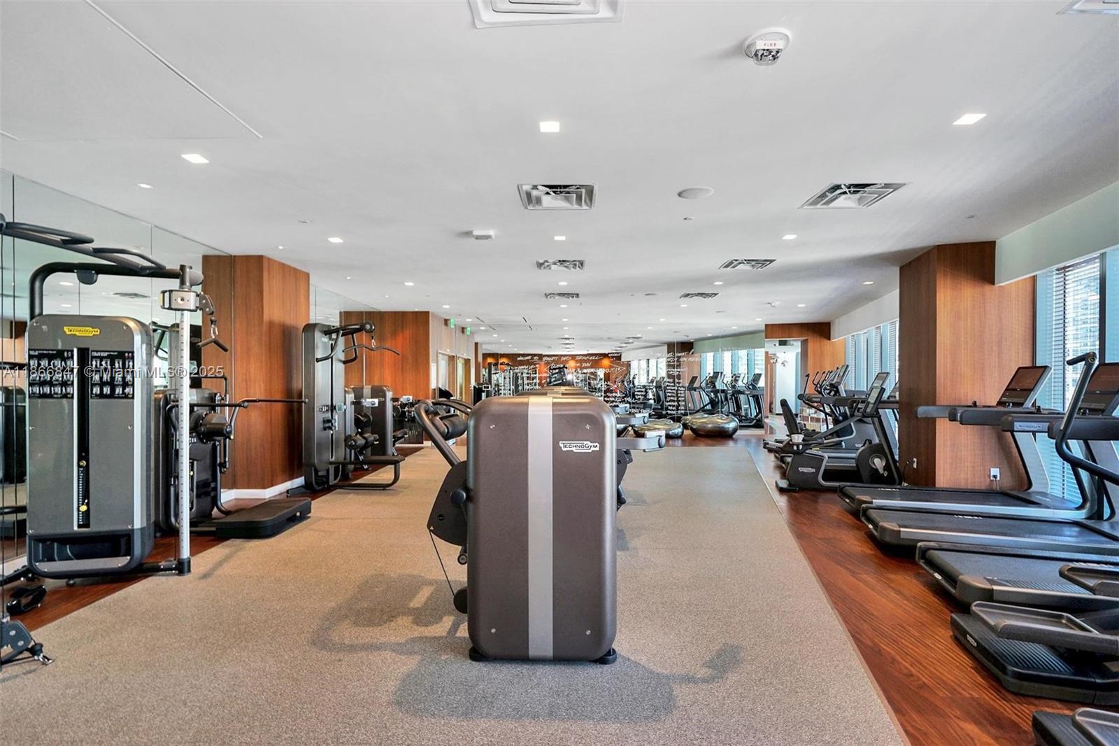 1300 S Miami Ave #2206, Miami FL 33130