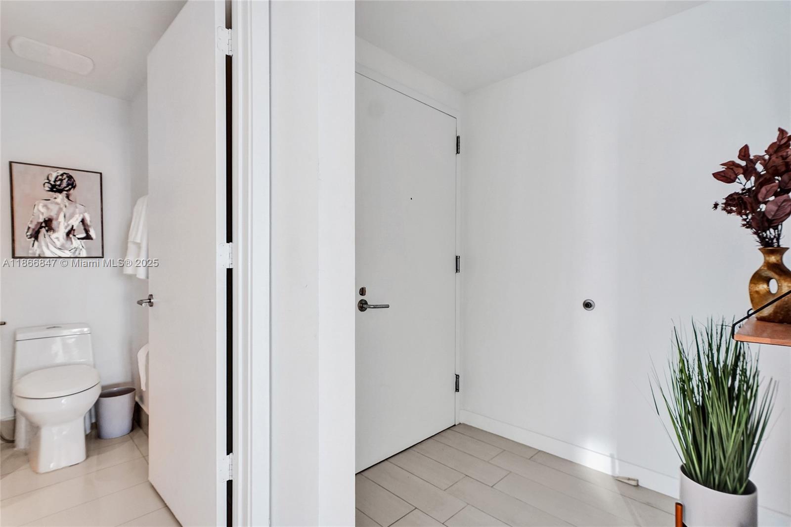 1300 S Miami Ave #2206, Miami FL 33130