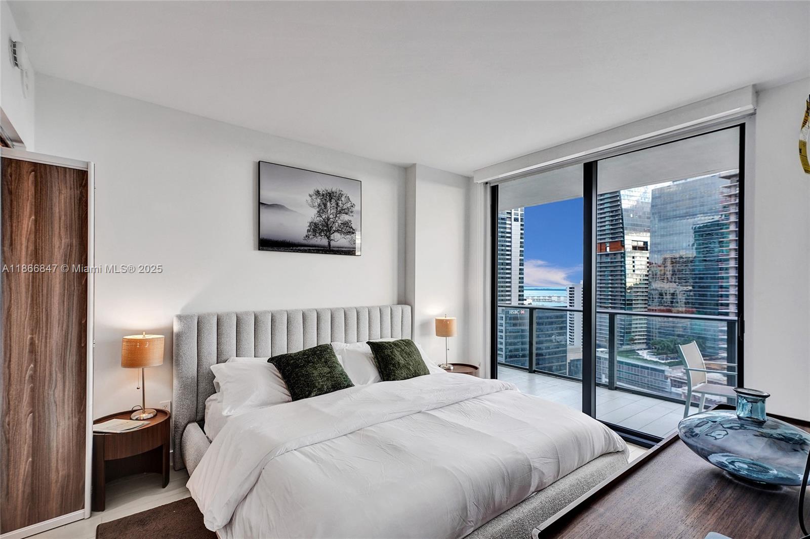 1300 S Miami Ave #2206, Miami FL 33130