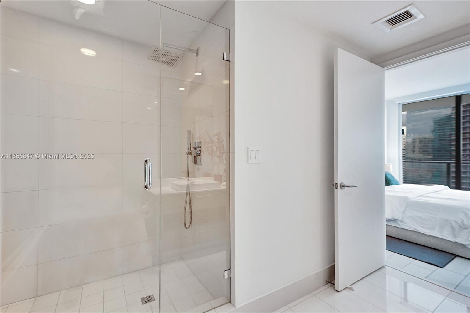 1300 S Miami Ave #2206, Miami FL 33130
