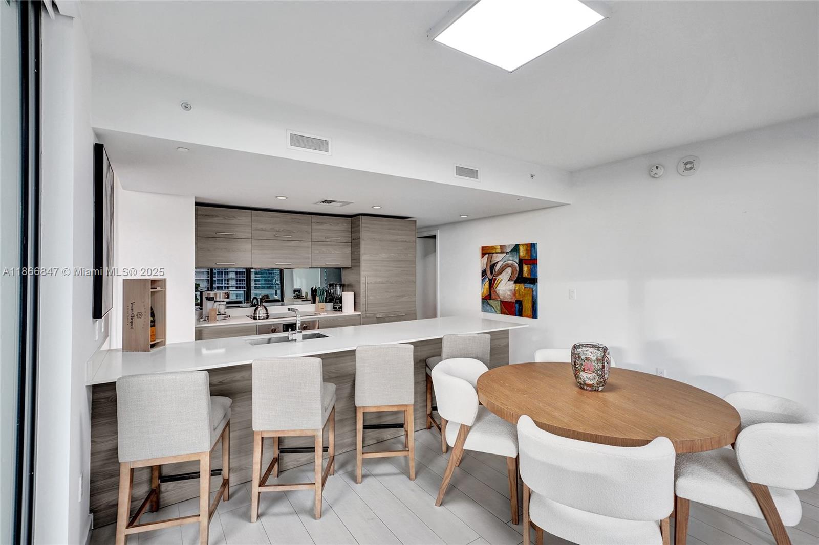 1300 S Miami Ave #2206, Miami FL 33130