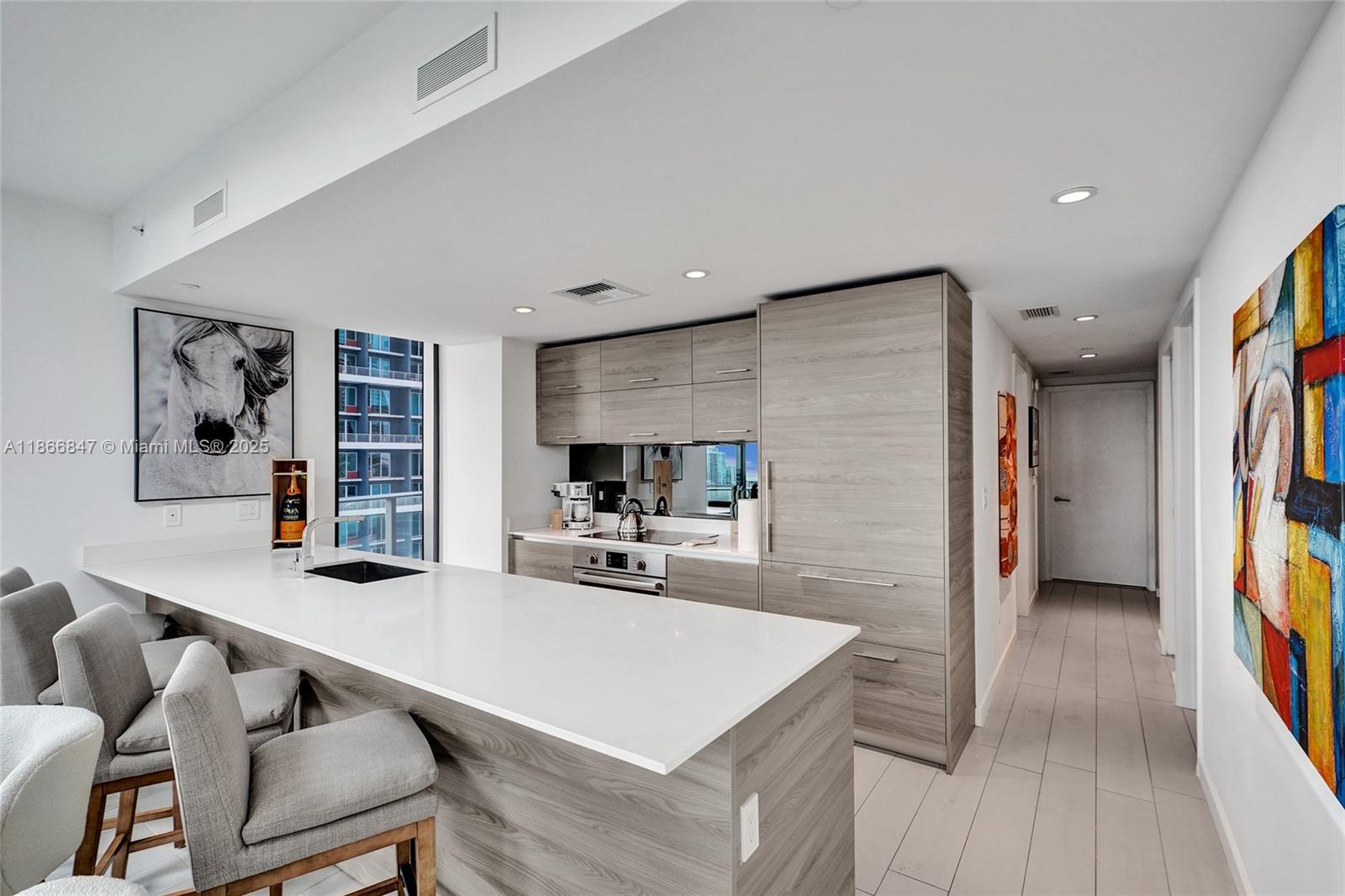1300 S Miami Ave #2206, Miami FL 33130
