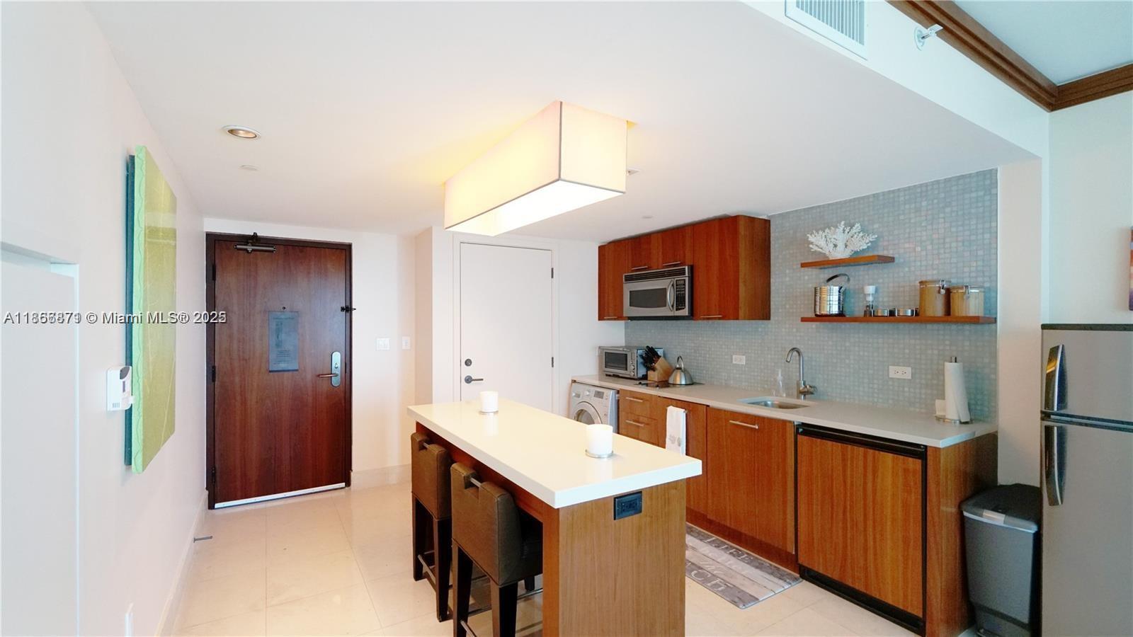 6801 Collins Ave #710, Miami Beach FL 33141