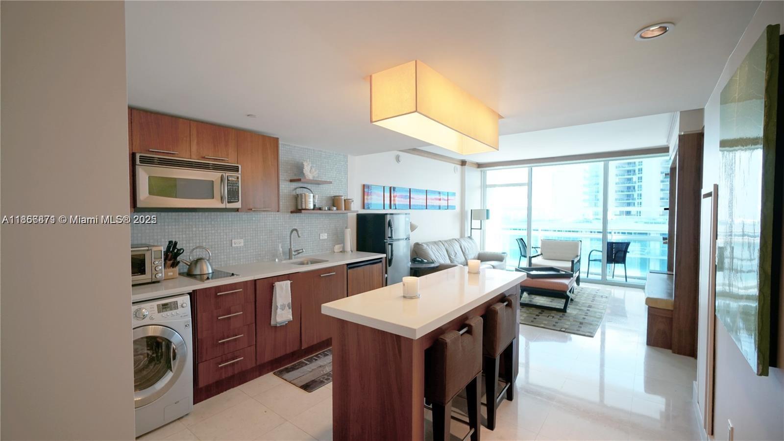 6801 Collins Ave #710, Miami Beach FL 33141