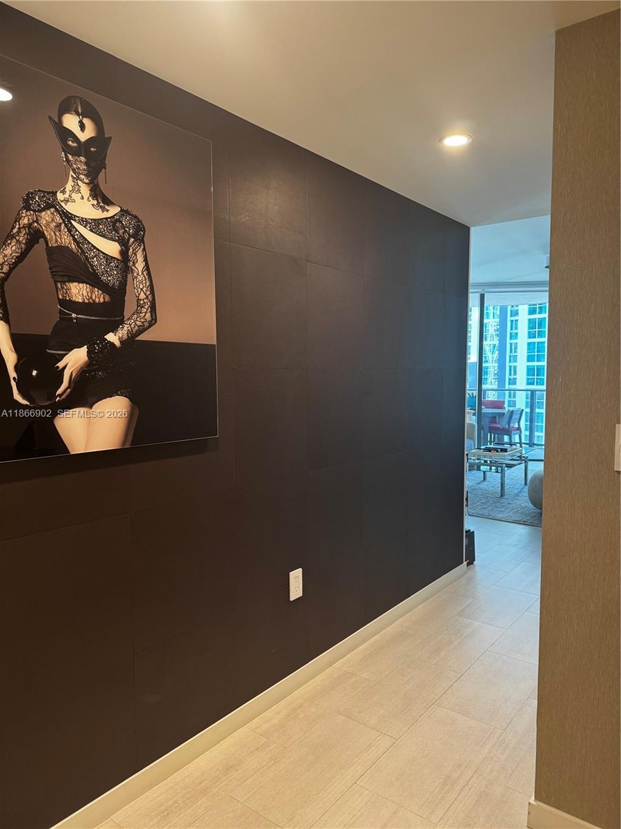 1000 Brickell Plz #2301, Miami FL 33131