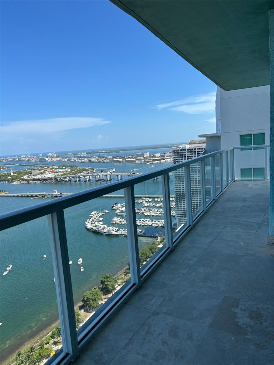 Miami FL 33132 - A11866912