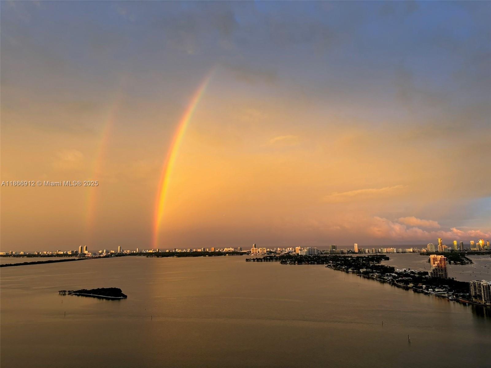 Miami FL 33132 - A11866912
