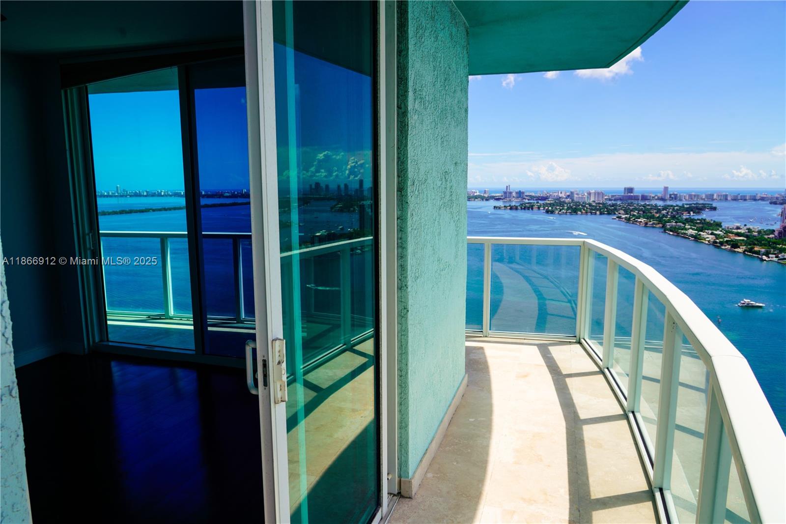 Miami FL 33132 - A11866912