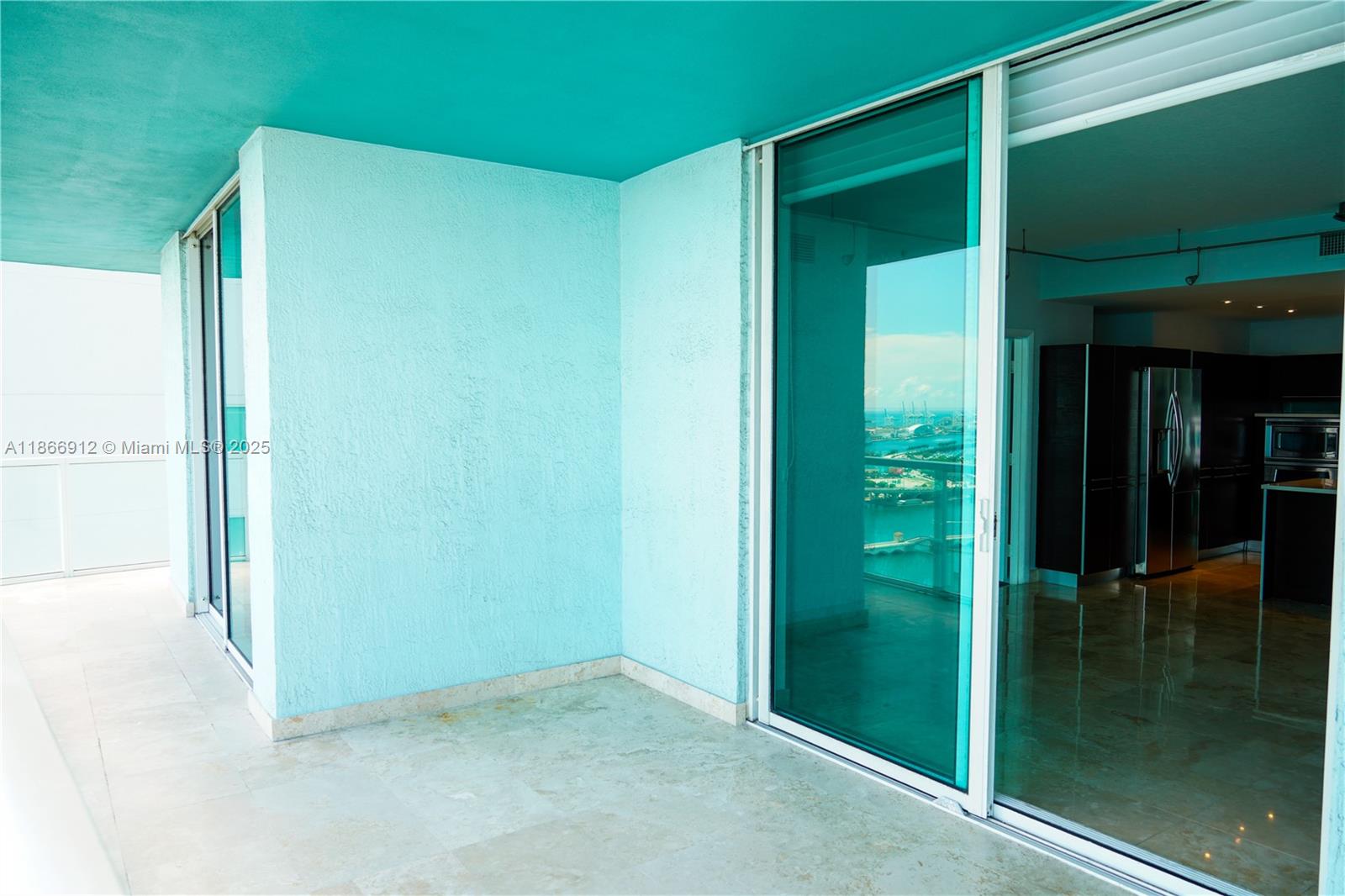 Miami FL 33132 - A11866912