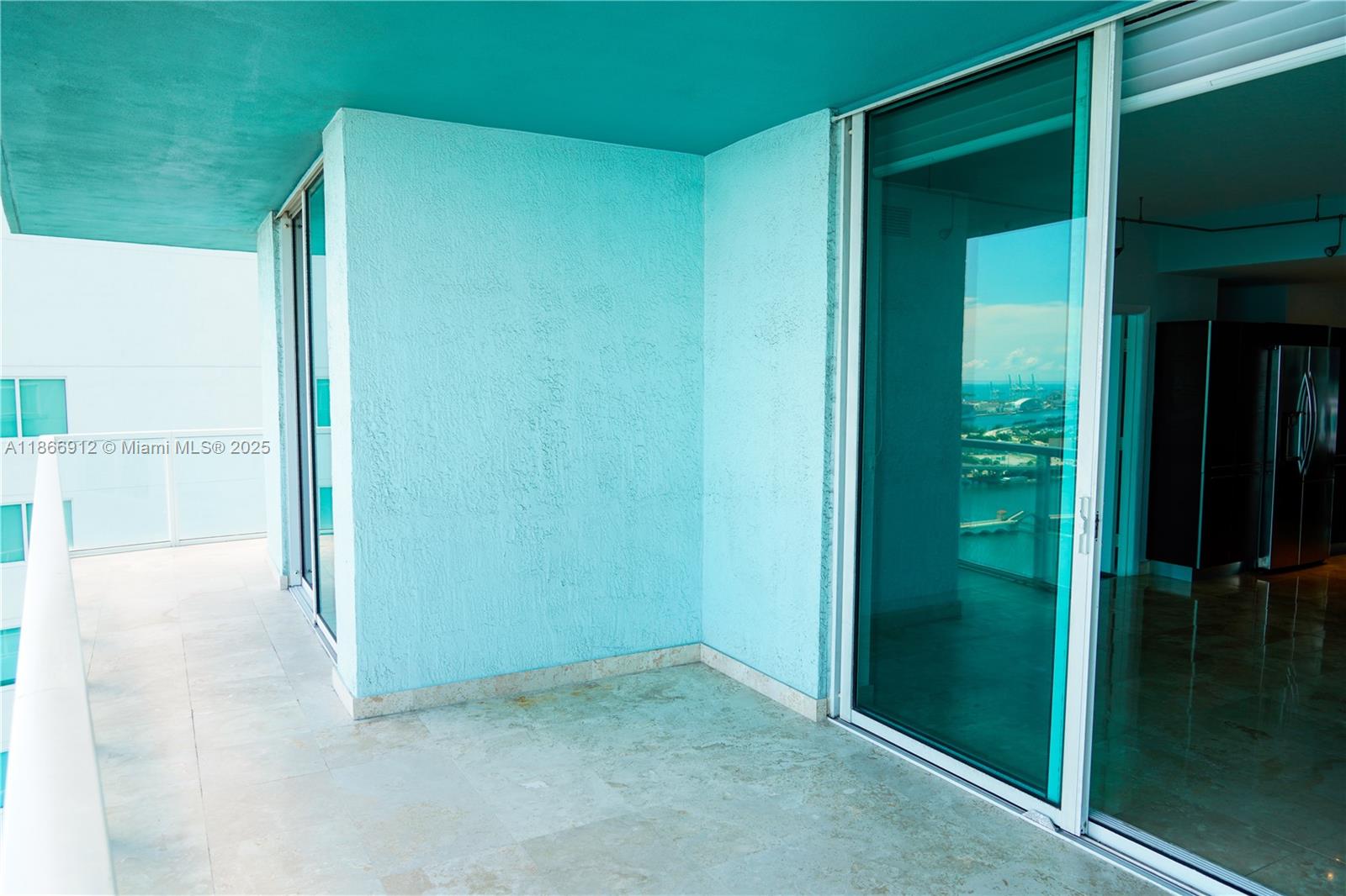 Miami FL 33132 - A11866912