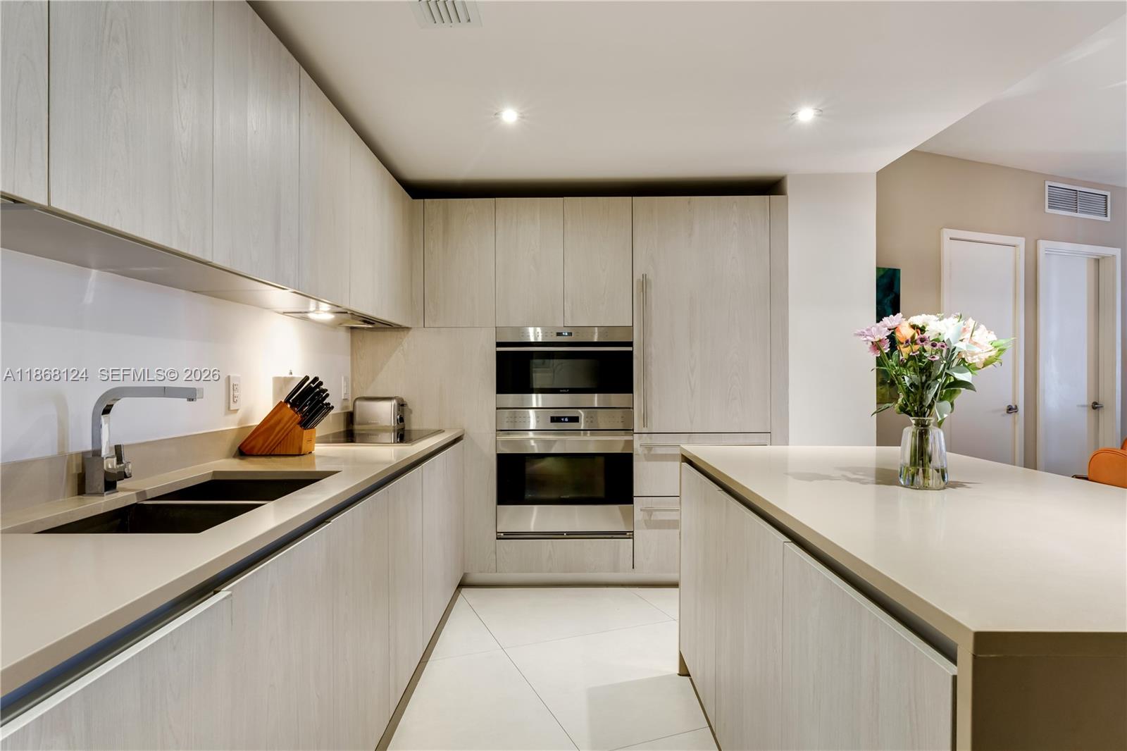 4111 S Ocean Dr #1405, Hollywood FL 33019