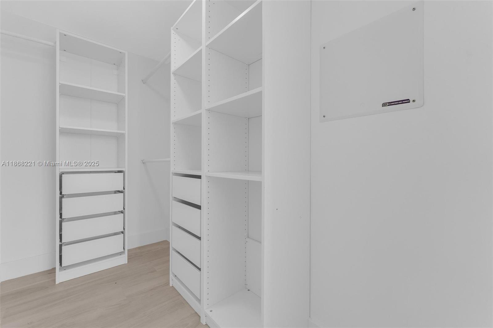 400 Sunny Isles Blvd #419, Sunny Isles Beach FL 33160
