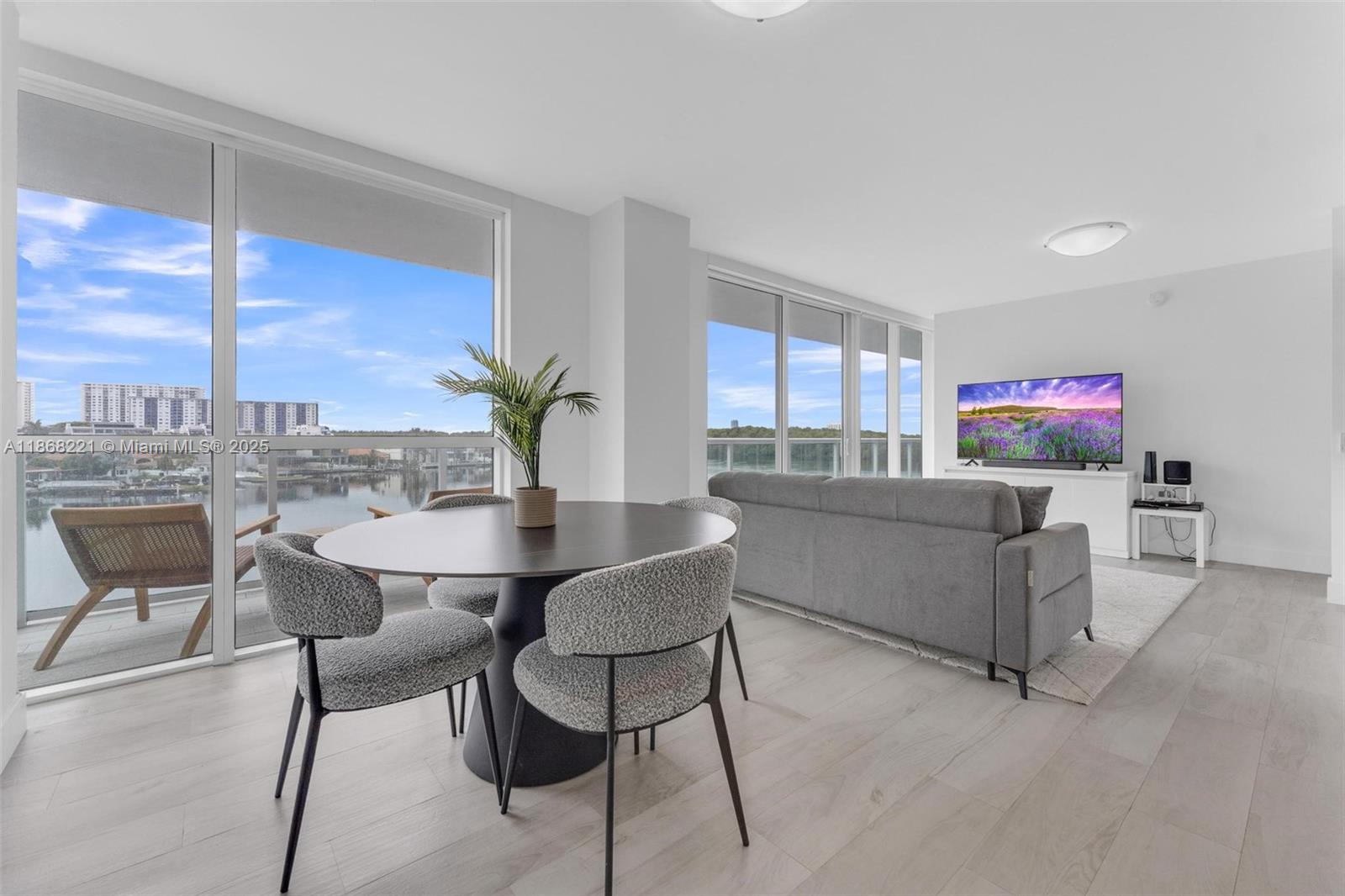 400 Sunny Isles Blvd #419, Sunny Isles Beach FL 33160