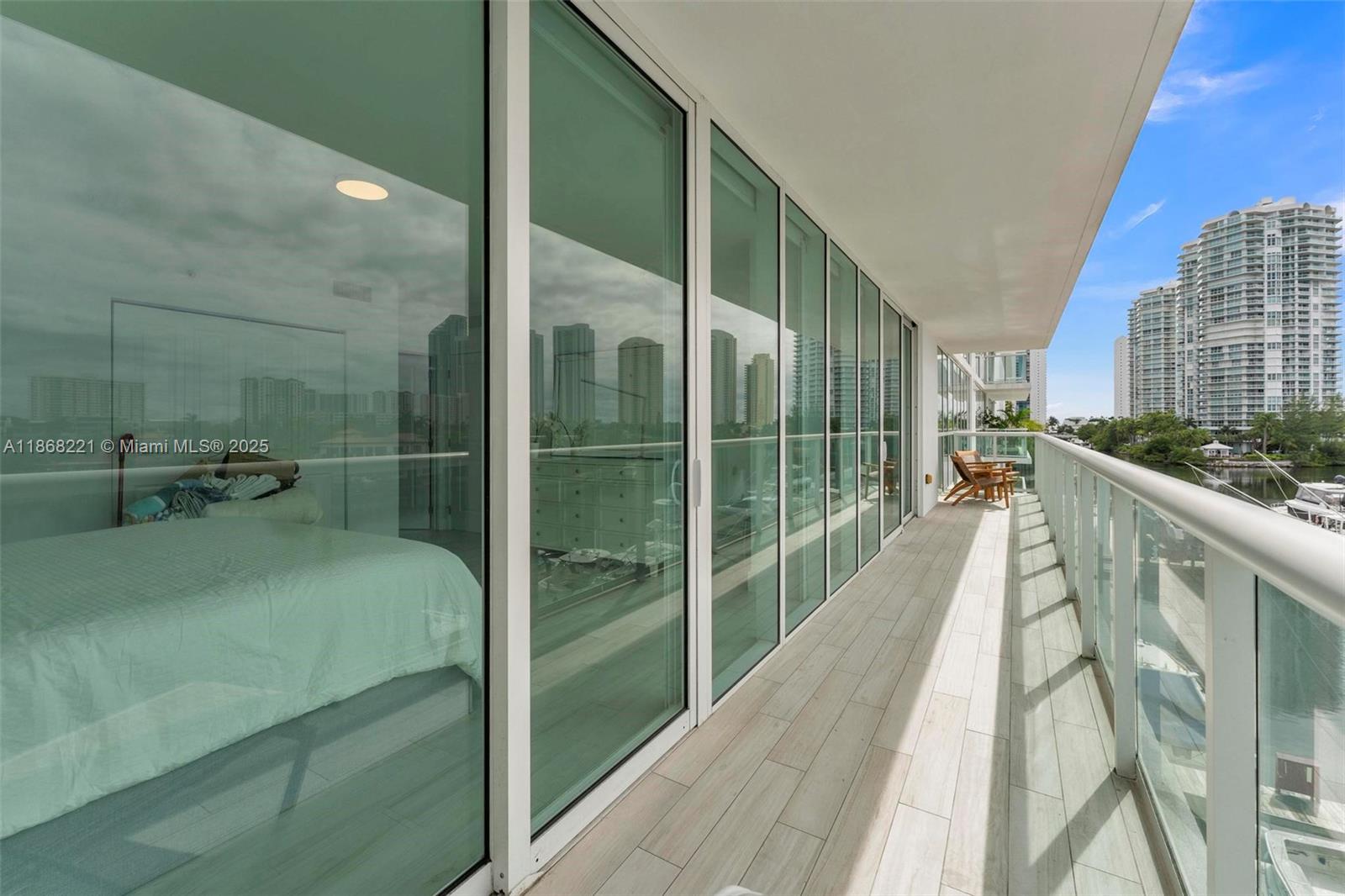 400 Sunny Isles Blvd #419, Sunny Isles Beach FL 33160