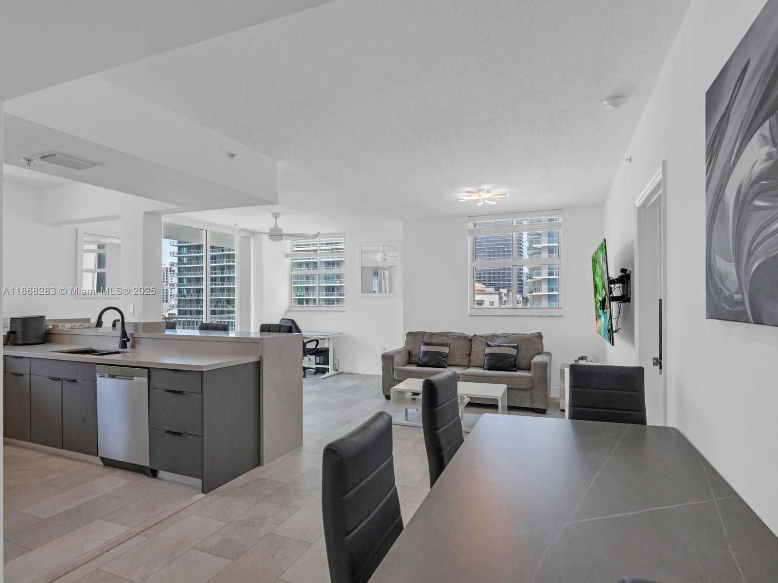 1250 S Miami Ave #1315, Miami FL 33130