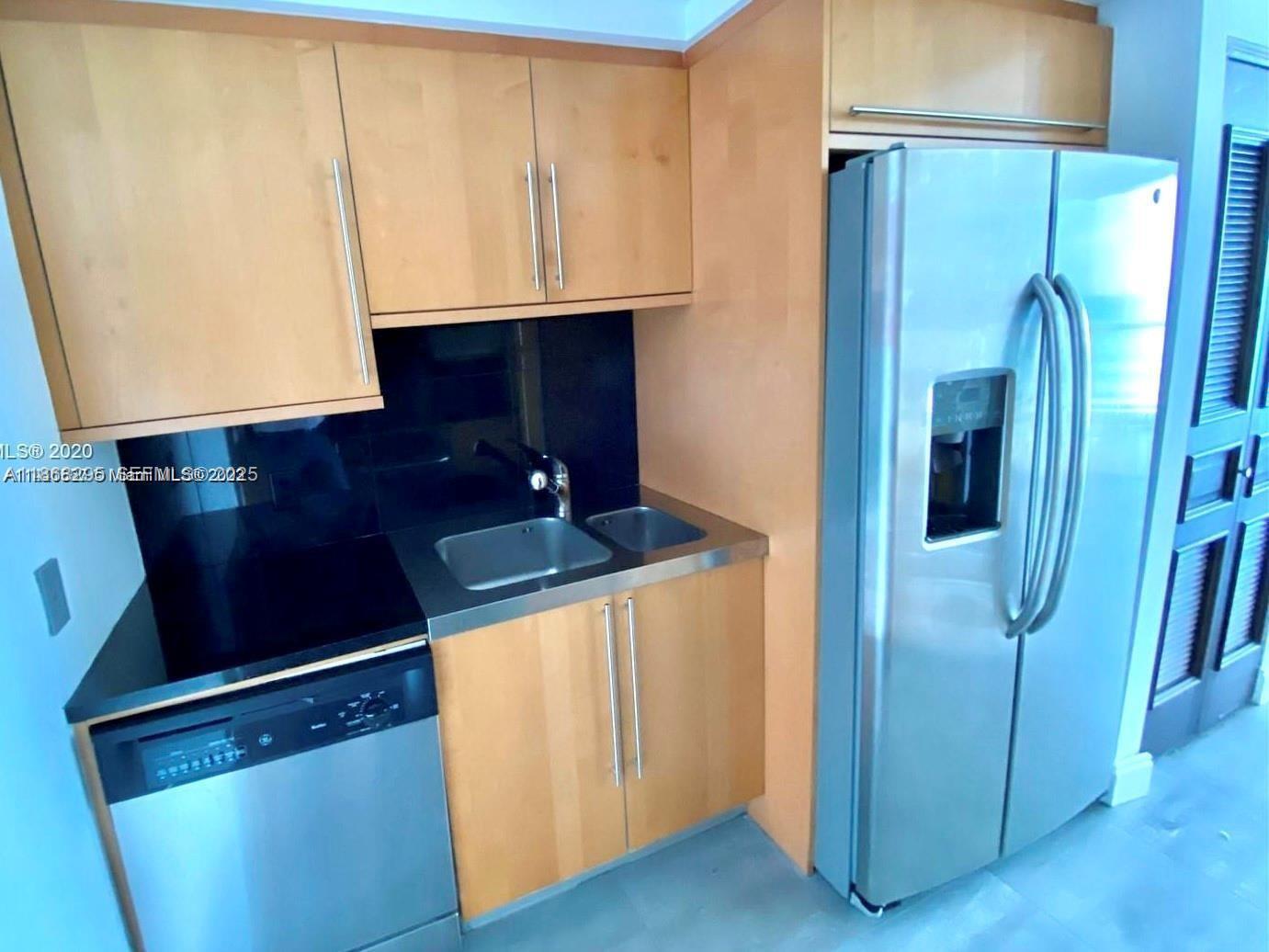 6365 Collins Ave(AVAIL 04/05/2026) #3010, Miami Beach FL 33141