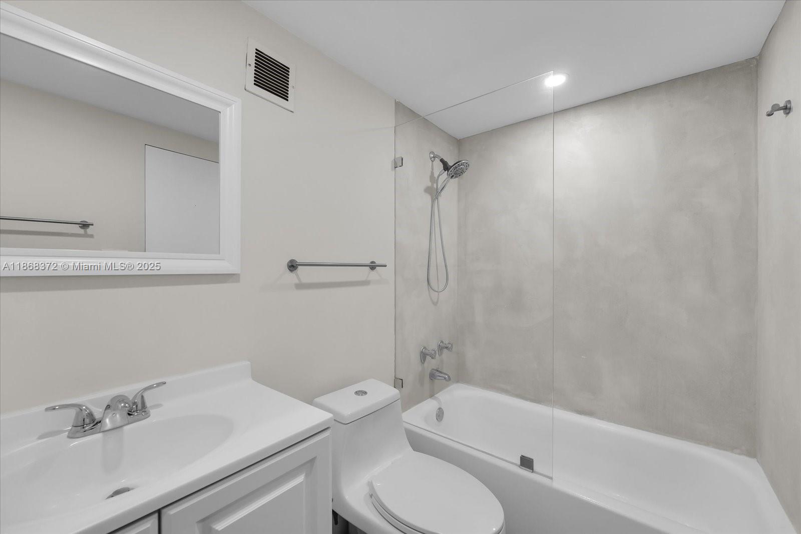 1200 West Ave #PH28, Miami Beach FL 33139