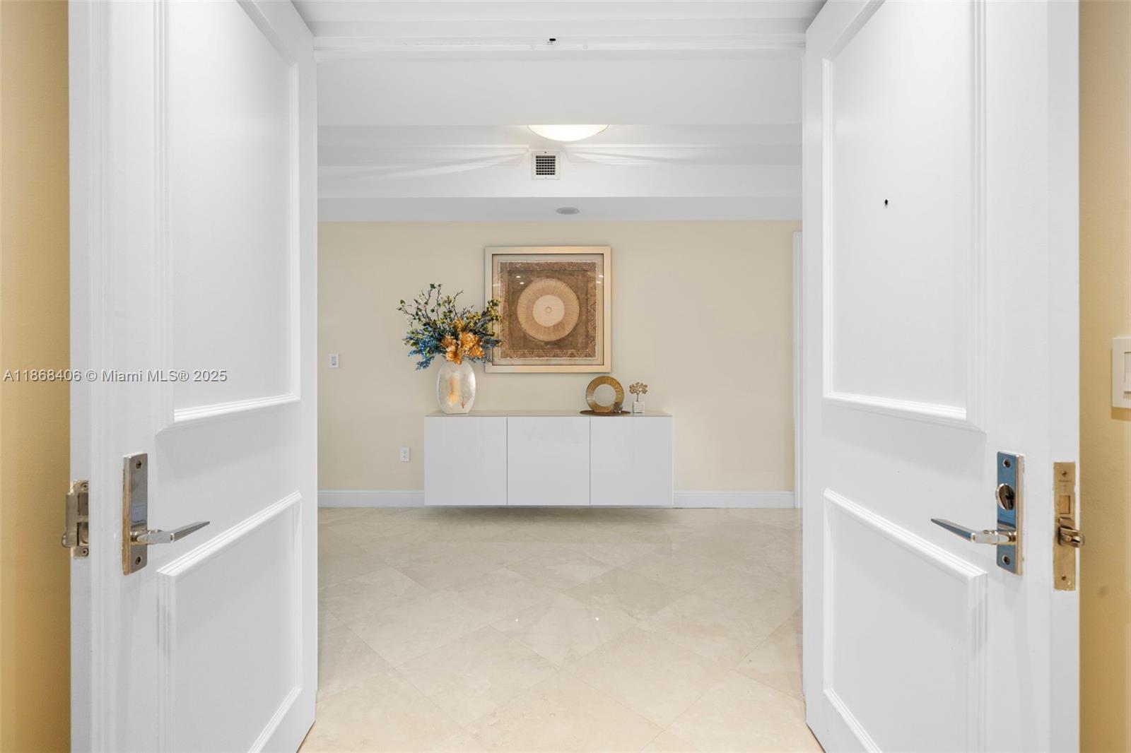 781 Crandon Blvd #1802, Key Biscayne FL 33149
