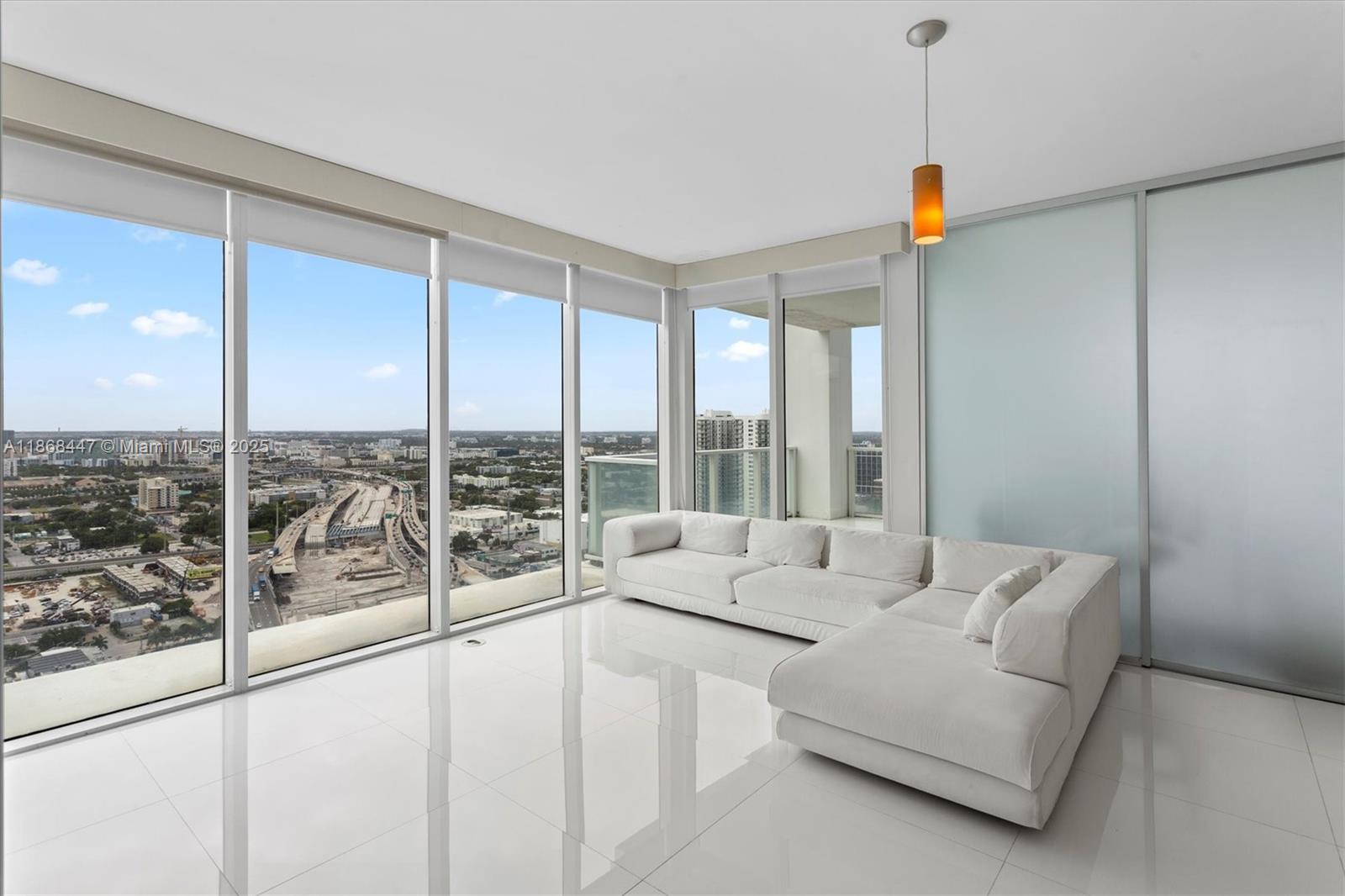 1040 Biscayne Blvd #3106, Miami FL 33132