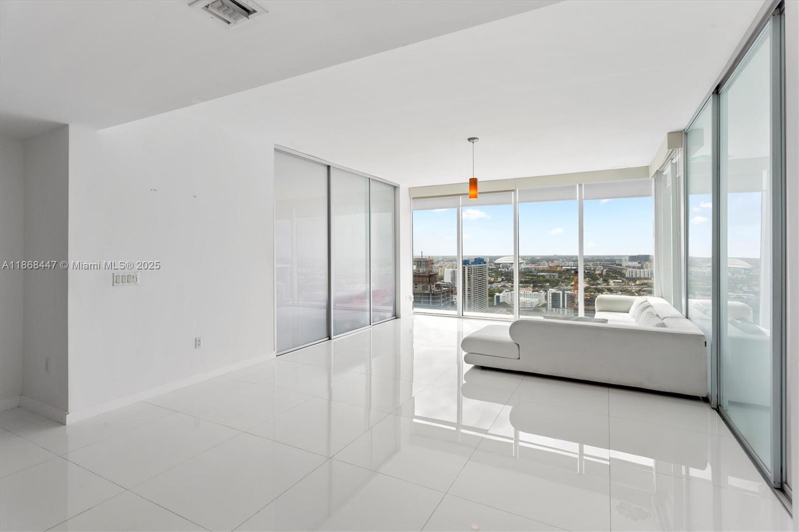 1040 Biscayne Blvd #3106, Miami FL 33132