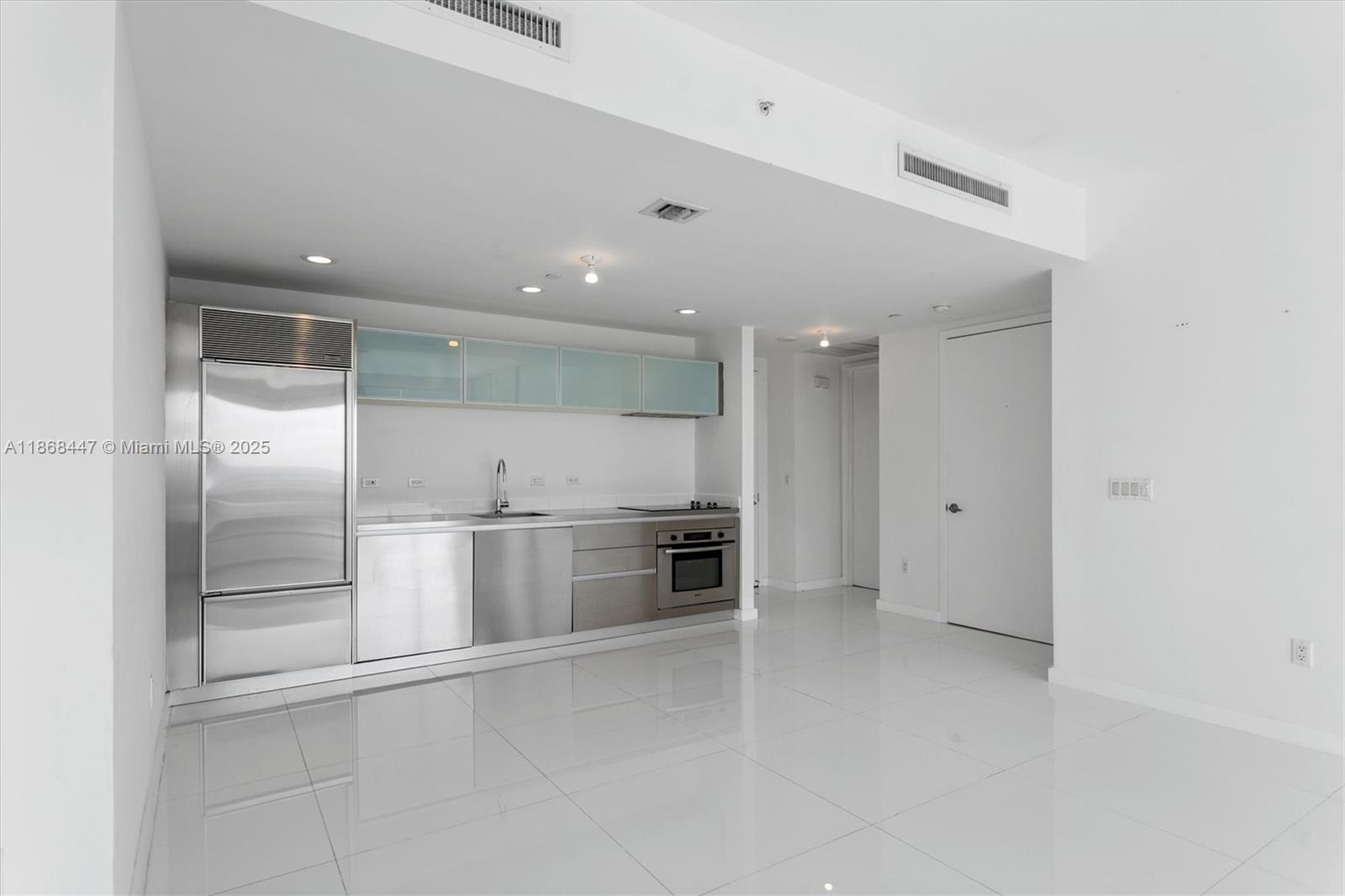 1040 Biscayne Blvd #3106, Miami FL 33132