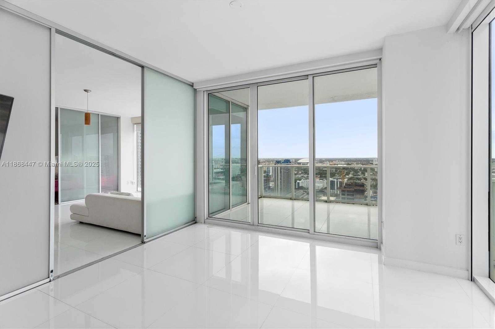 1040 Biscayne Blvd #3106, Miami FL 33132