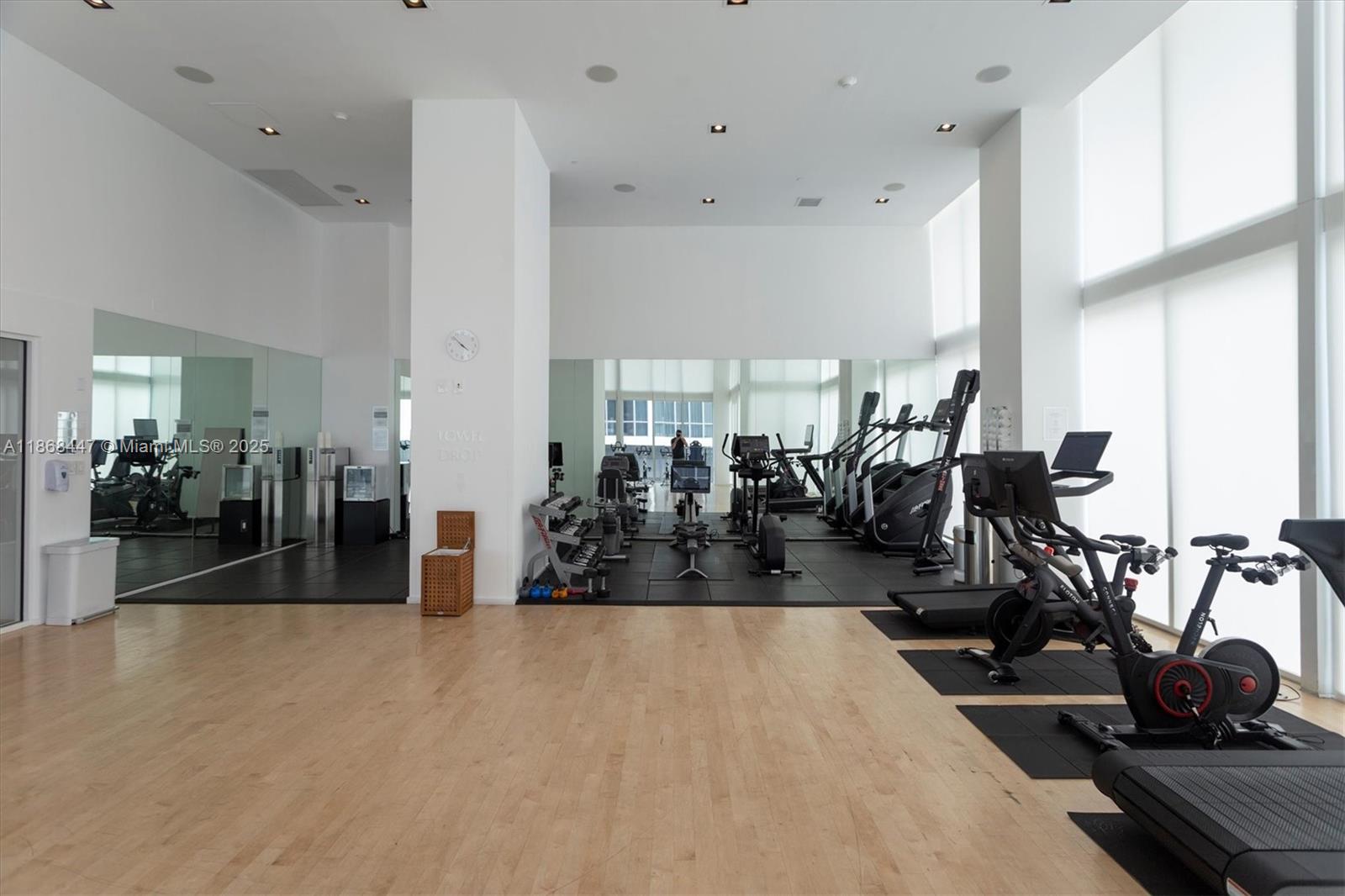 1040 Biscayne Blvd #3106, Miami FL 33132