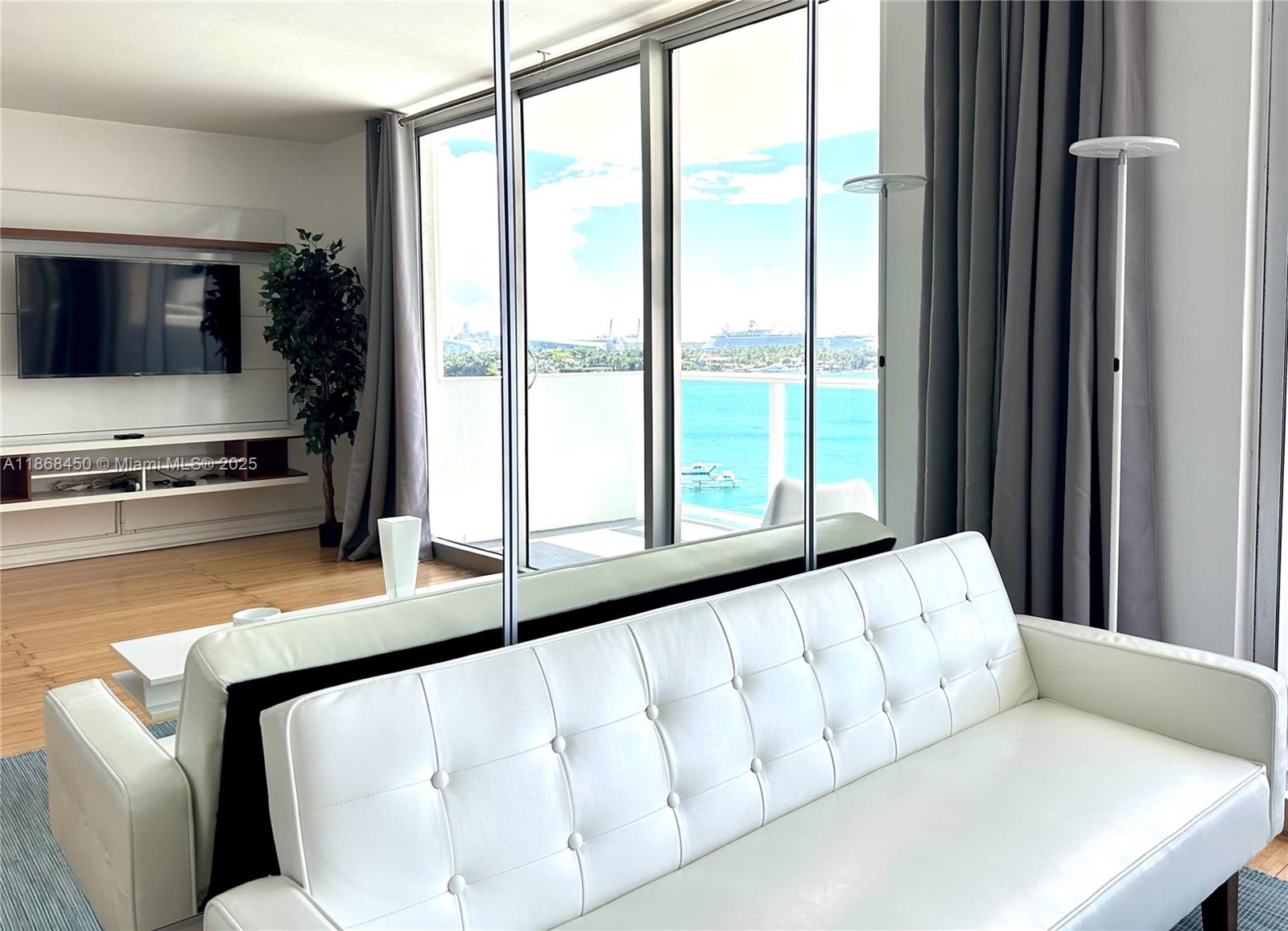 1200 West Ave #927, Miami Beach FL 33139