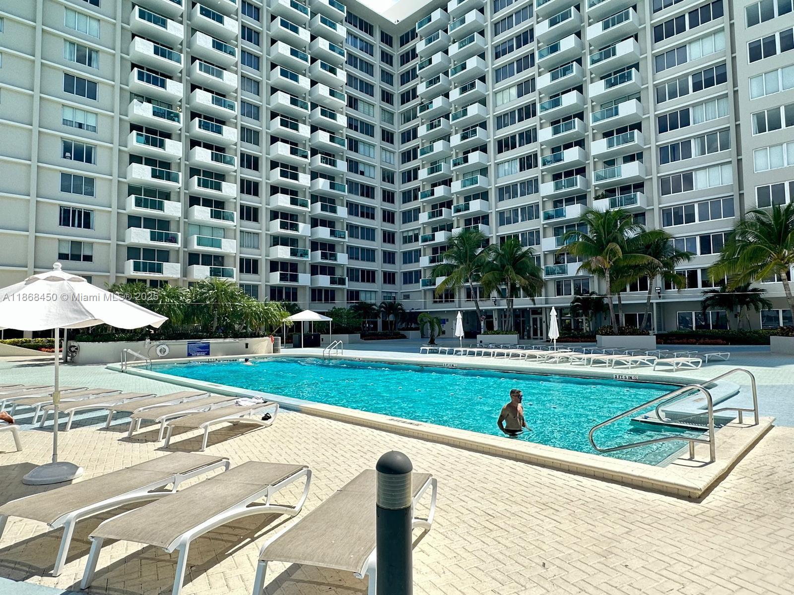 1200 West Ave #927, Miami Beach FL 33139