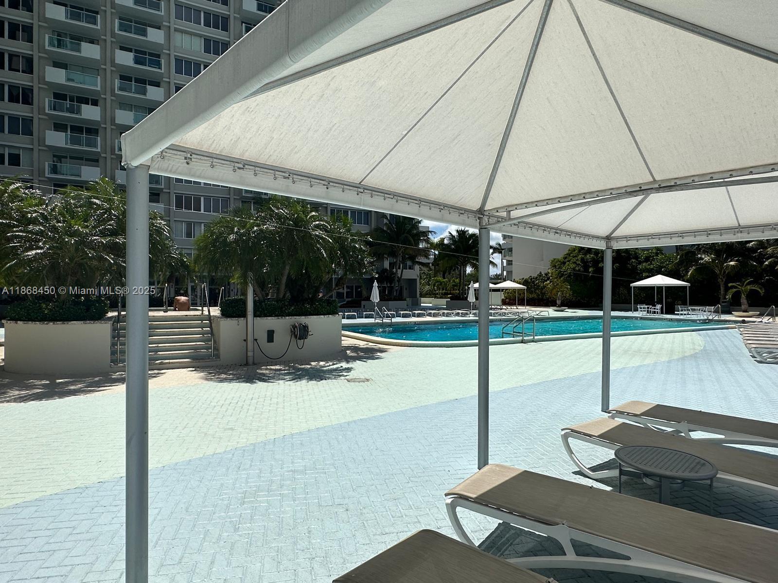 1200 West Ave #927, Miami Beach FL 33139