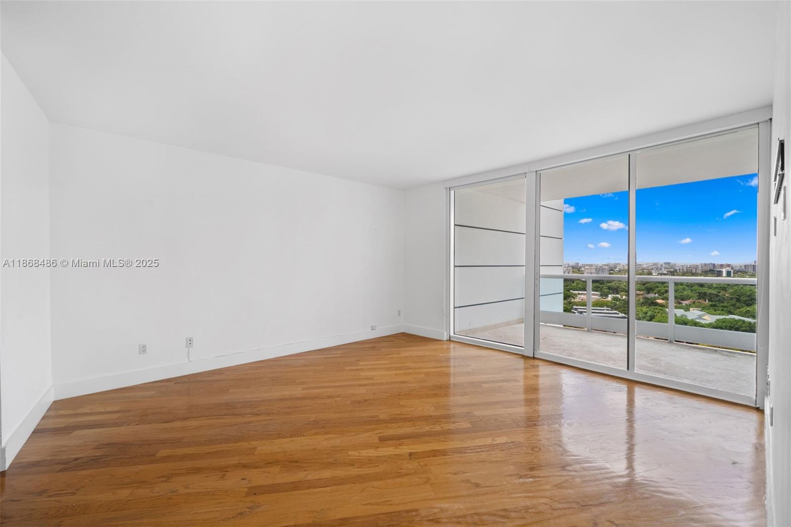2127 Brickell Ave #1504, Miami FL 33129