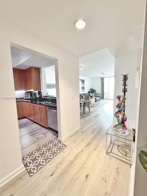 3340 NE 190th St #1507, Aventura FL 33180