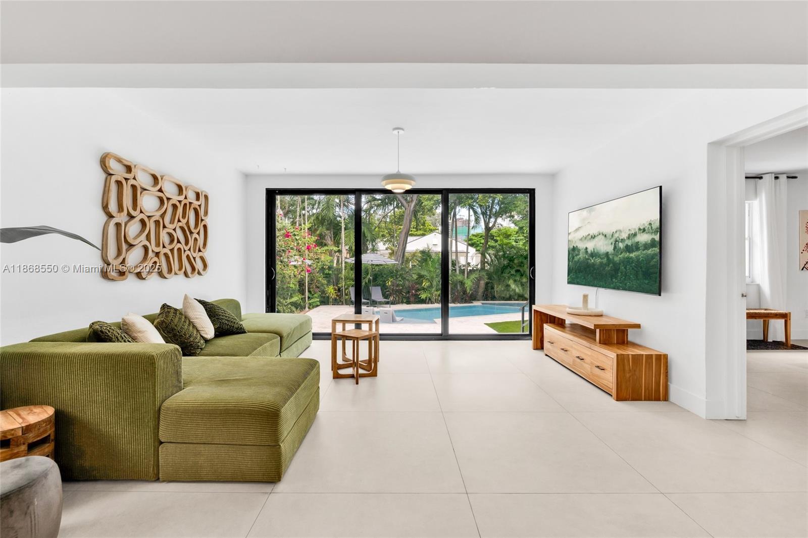 141 SW 23rd Rd, Miami FL 33129