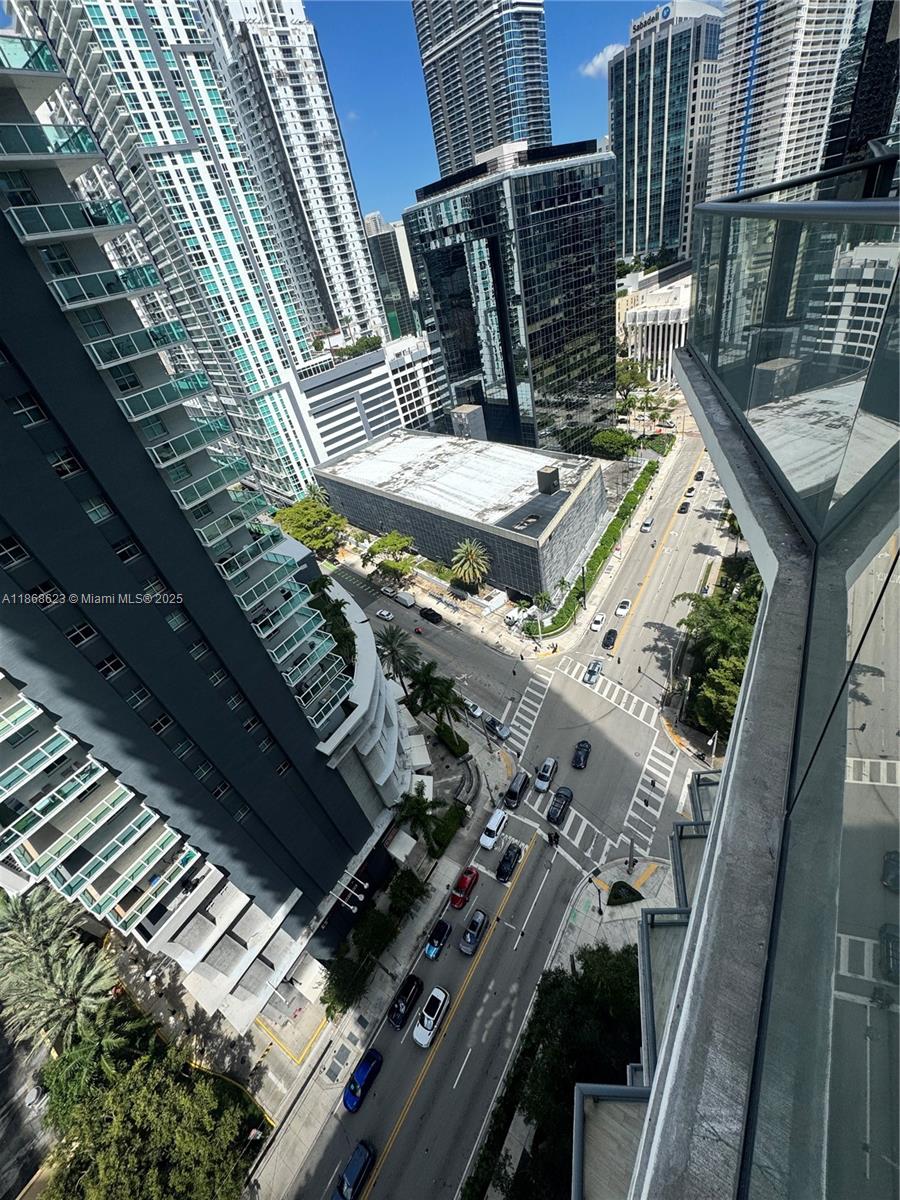 1300 S Miami Ave #1811, Miami FL 33130